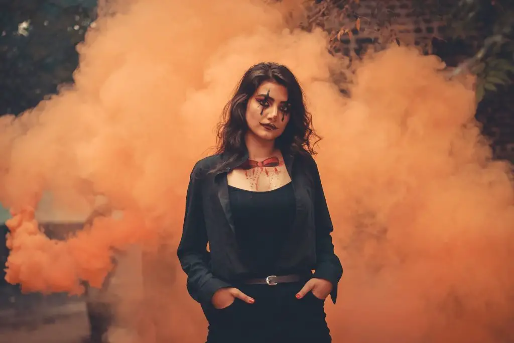 Smoke Bomb Photography Ideas With Smoke Photoshoot Tips And Techniques 