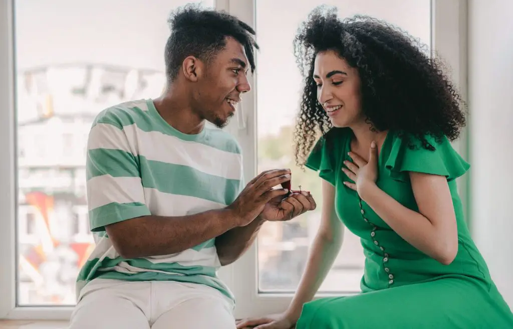 Indoor Engagement Photo Outfits