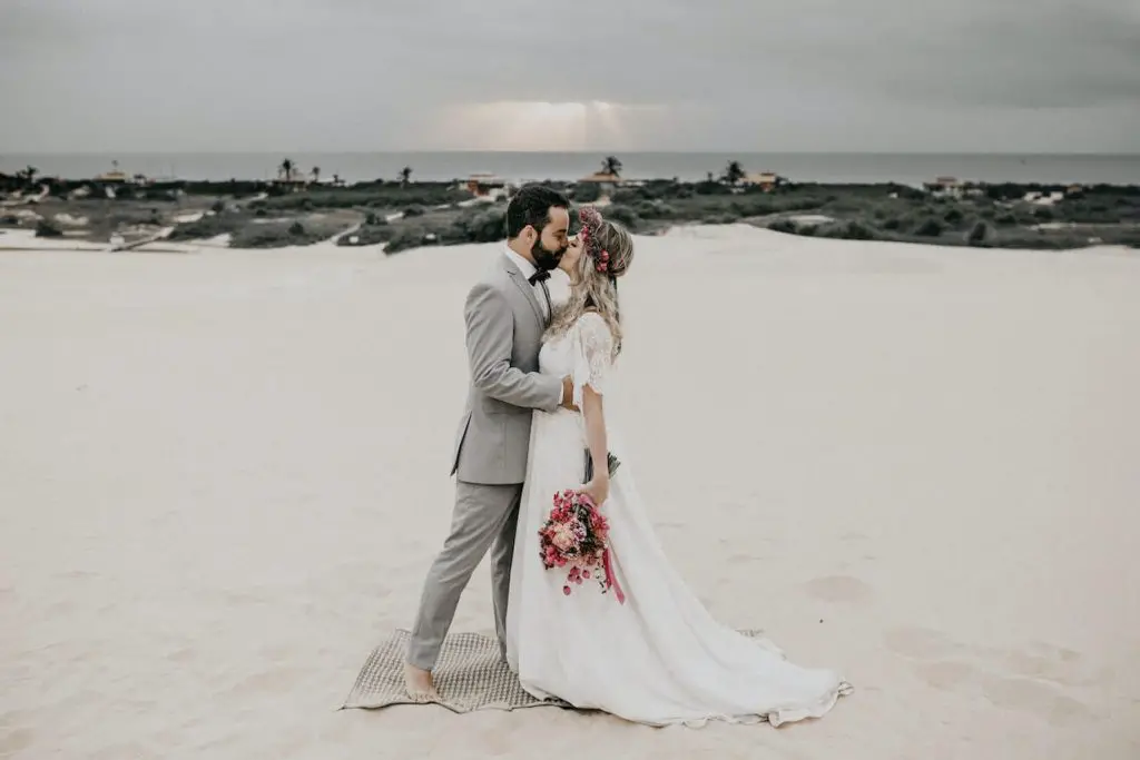 Beach Wedding Photo Ideas