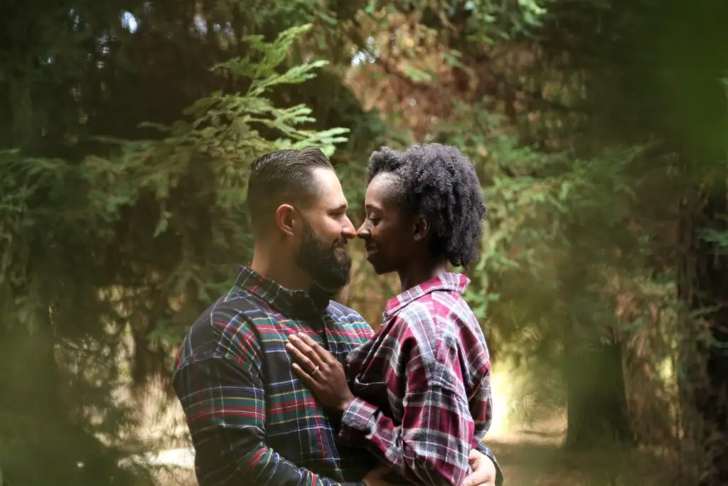 Rustic engagement photo ideas