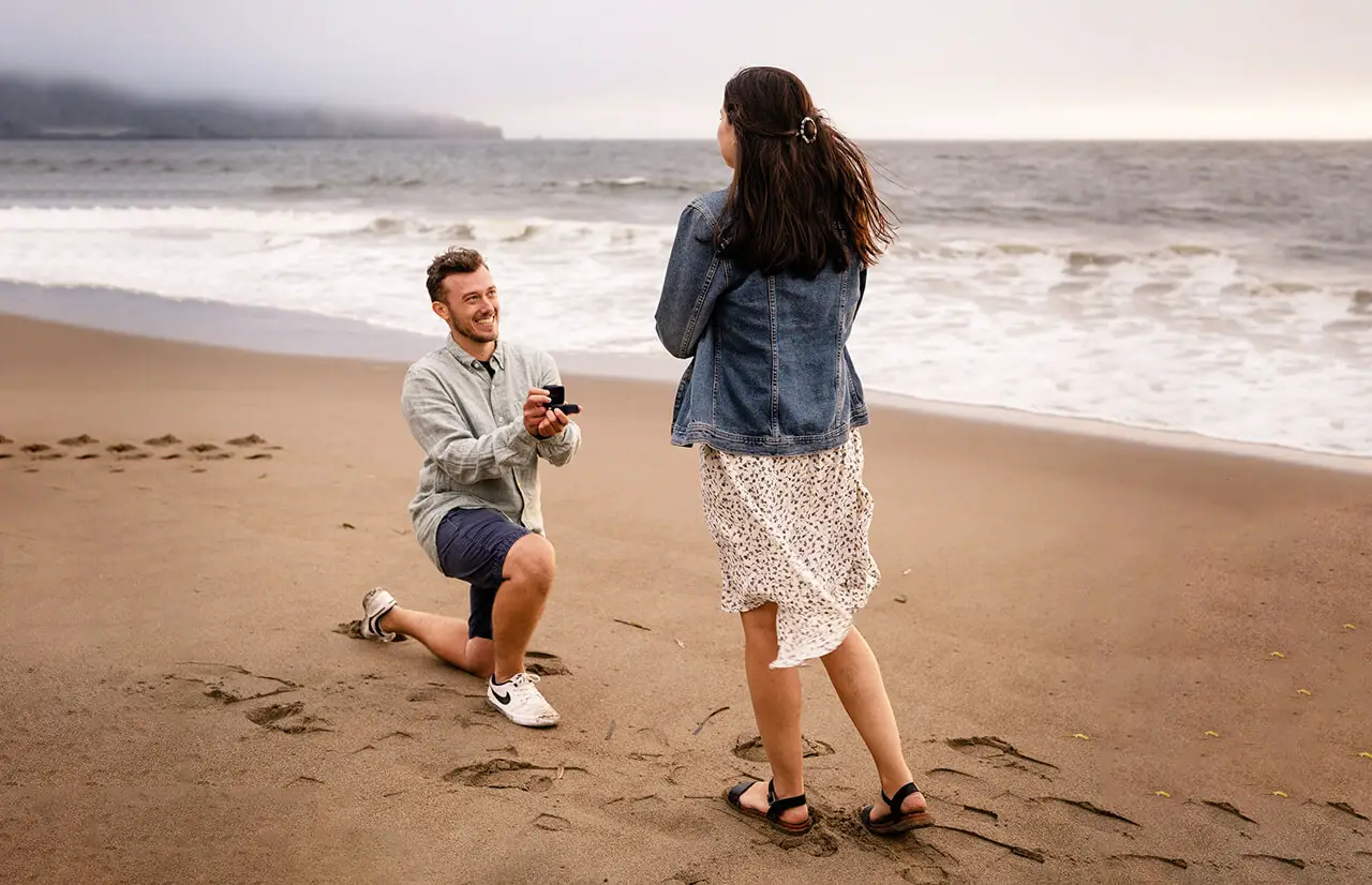 Engagement Photographers to Capture Your Pre-Wedding Memories
